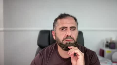 Snapshot of jam0786 chatting on February 18, 1:56 am jam0786 online show from February 18, 1:56 am