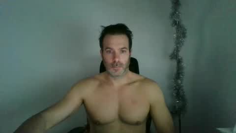Snapshot of jam3s5959 chatting on January 13, 11:08 am jam3s5959 online show from January 13, 11:08 am