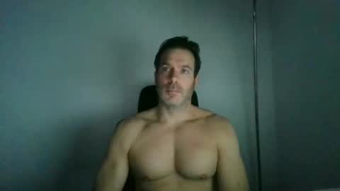 Snapshot of jam3s5959 chatting on January 28, 11:39 pm jam3s5959 online show from January 28, 11:39 pm