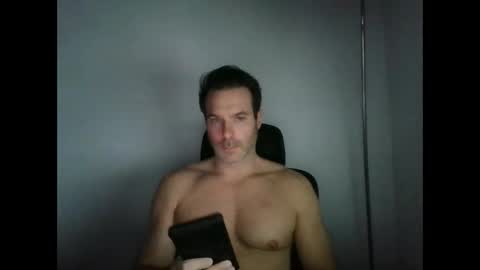 Snapshot of jam3s5959 chatting on February 4, 10:02 pm jam3s5959 online show from February 4, 10:02 pm