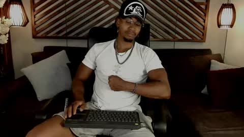   online show from May 20, 8:48 pm