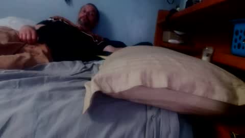 Snapshot of james30cup chatting on March 28, 11:21 am what you in too online show from March 28, 11:21 am