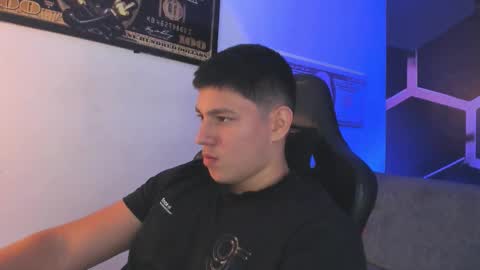 james_cr online show from September 16, 2:45 am