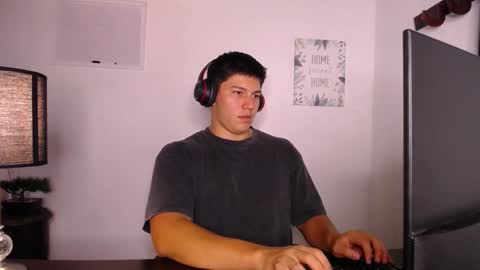 james_cr online show from October 4, 3:48 am