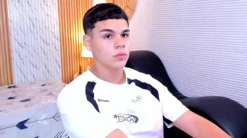 James online show from October 7, 7:44 pm