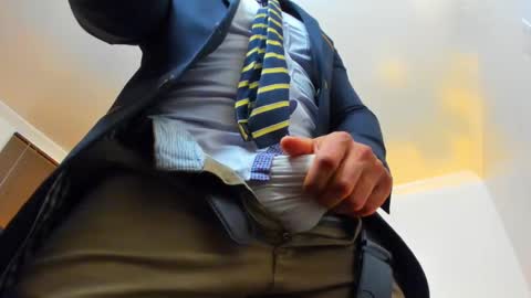 Snapshot of james_thick1 chatting on February 13, 11:15 pm James online show from February 13, 11:15 pm