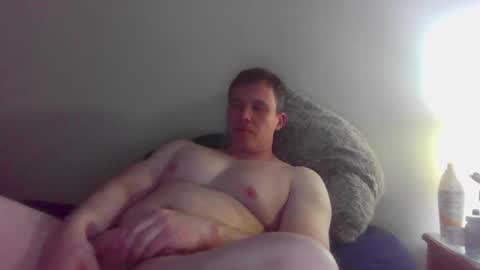 Snapshot of jamesjewels chatting on April 7, 1:39 am jamesjewels online show from April 7, 1:39 am