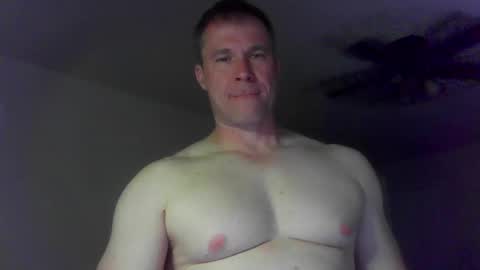 Snapshot of jamesjewels chatting on May 19, 2:29 am jamesjewels online show from May 19, 2:29 am