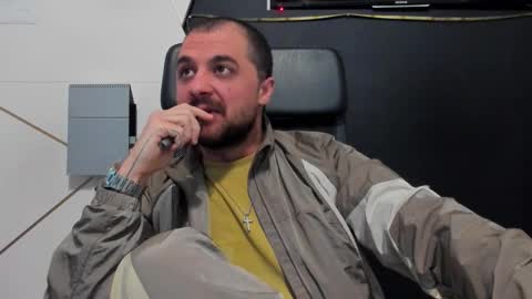 JamesMyers online show from March 19, 4:49 am