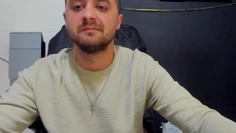Snapshot of jamesmyersx chatting on May 2, 3:44 am JamesMyers online show from May 2, 3:44 am