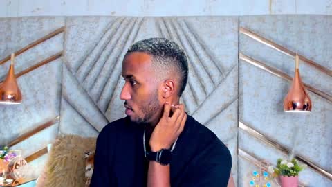 James  online show from December 22, 12:49 pm