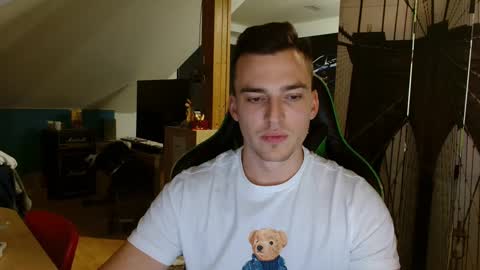 jamesss11158699 online show from December 11, 7:36 pm