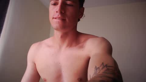 jamesss____ online show from December 17, 5:15 pm