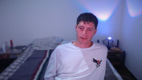 jamesss____ online show from February 6, 2:44 am