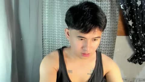 Snapshot of jamesthebigcockxxx chatting on June 10, 11:35 pm jamesthebigcockxxx online show from June 10, 11:35 pm