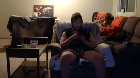 Snapshot of jameswolf777 chatting on October 4, 1:36 am jameswolf777 online show from October 4, 1:36 am