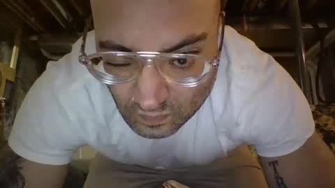 jamie19905 online show from April 5, 3:31 pm