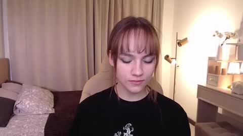 jamie_chung online show from November 25, 5:07 am