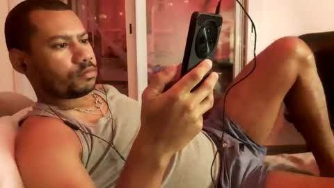 Snapshot of jamielonnas chatting on October 24, 3:30 pm Jamie Lonnas online show from October 24, 3:30 pm