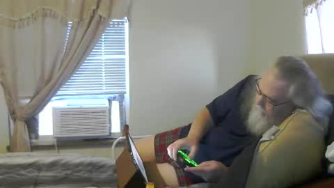 jamielove1975 online show from April 11, 10:25 pm