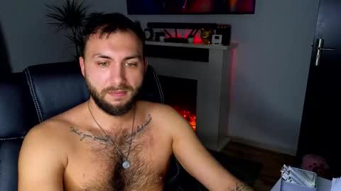 Robbie online show from November 28, 8:39 am