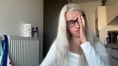Snapshot of jamikaweicht chatting on July 2, 7:14 am Nicole online show from July 2, 7:14 am