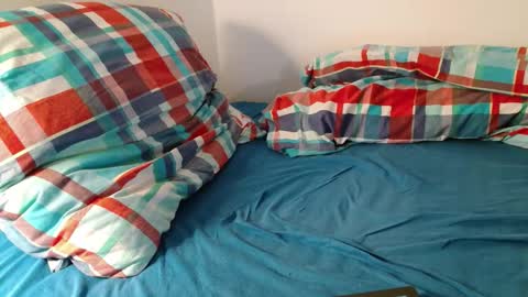 Jan online show from October 19, 7:03 pm