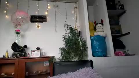 janariivera1 online show from July 2, 10:49 pm