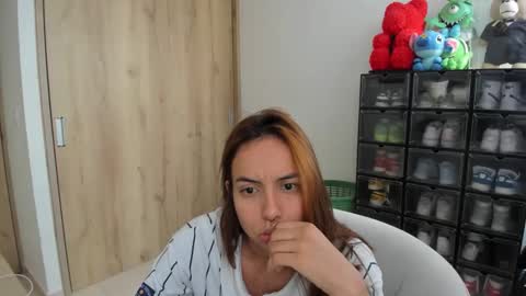 Snapshot of jane_ady chatting on December 19, 8:02 pm jane_ady online show from December 19, 8:02 pm