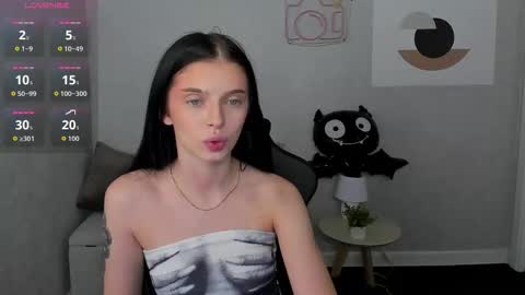 Eva online show from October 26, 9:15 am