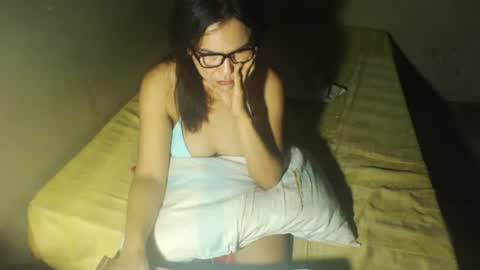 Snapshot of jane_phaiyoth69 chatting on February 12, 4:23 am JANE online show from February 12, 4:23 am