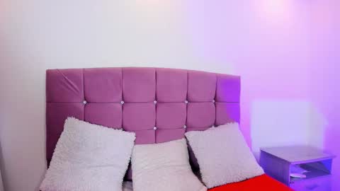 Snapshot of jane_roses0 chatting on March 13, 1:40 pm Jane online show from March 13, 1:40 pm