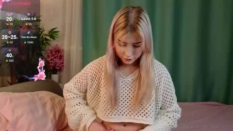 Jennifer  online show from September 28, 4:34 pm