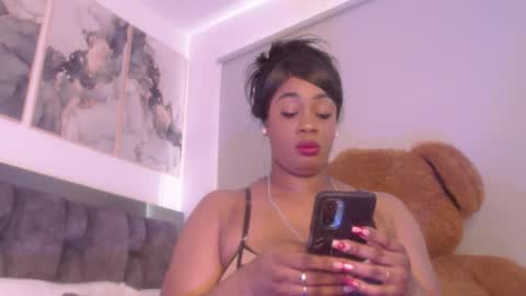 Snapshot of janeebony_ chatting on November 13, 4:17 pm Jane online show from November 13, 4:17 pm