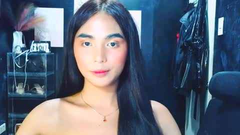 Snapshot of janellarose chatting on April 1, 10:16 am Janelarose online show from April 1, 10:16 am