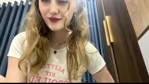 Snapshot of janesspace chatting on March 16, 3:16 pm Janie online show from March 16, 3:16 pm