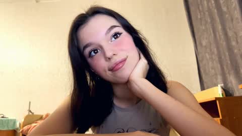 Snapshot of janethcensky chatting on November 25, 2:28 pm Aleksia online show from November 25, 2:28 pm