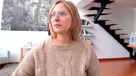 Snapshot of janeturner chatting on February 17, 1:53 pm JANE TURNER MILF online show from February 17, 1:53 pm