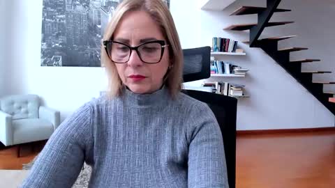 Snapshot of janeturner chatting on March 4, 1:28 pm JANE TURNER MILF online show from March 4, 1:28 pm