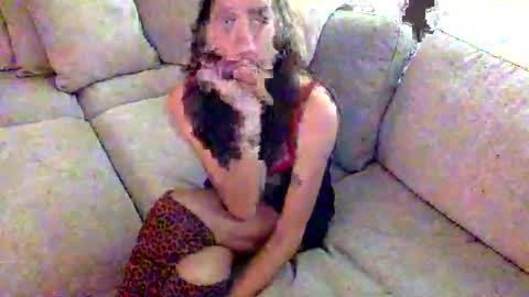 janicepepper online show from May 4, 9:00 pm