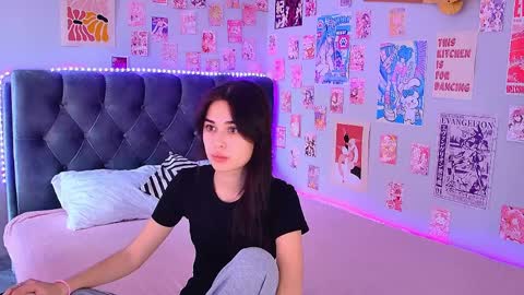 Snapshot of janicerivera chatting on April 4, 6:33 am janicerivera online show from April 4, 6:33 am