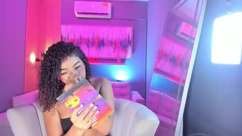 Janinne  online show from February 4, 10:54 am