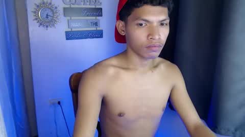 janlloyd04 online show from September 25, 6:17 am