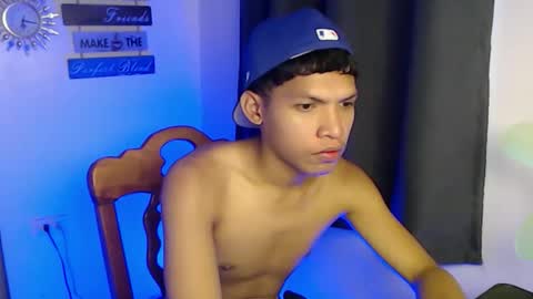 janlloyd04 online show from September 29, 3:55 am