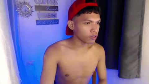 janlloyd04 online show from October 21, 9:54 am