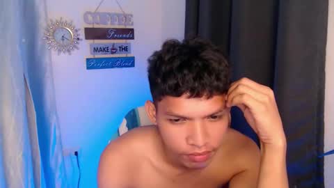 janlloyd04 online show from November 4, 7:13 pm