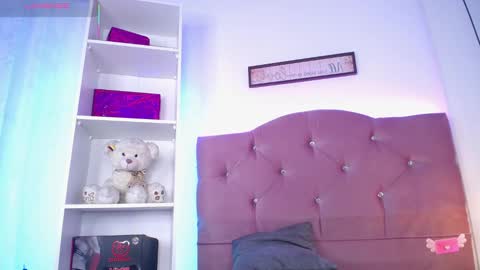 Janne online show from November 24, 4:18 pm