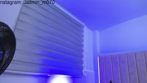 Snapshot of janne_moore chatting on June 23, 4:10 am Jane online show from June 23, 4:10 am