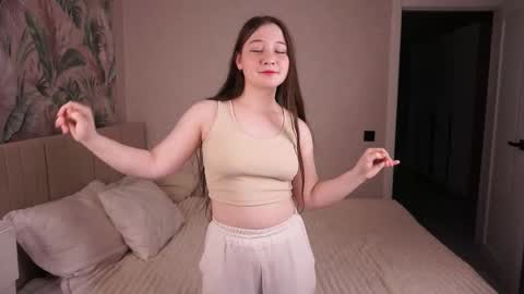 Isabella online show from October 11, 5:33 pm