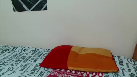 Snapshot of jannie_e chatting on October 22, 2:17 pm Jannie online show from October 22, 2:17 pm